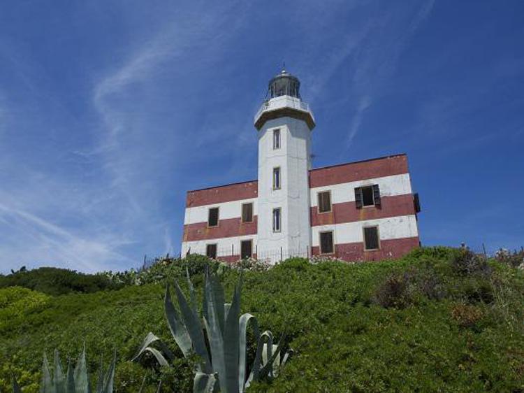 il Faro di Capel Rosso sull’Isola del Giglio 