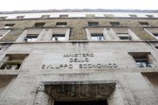 Pnrr, Giorgetti incentiva imprese su elettronica innovativa Web