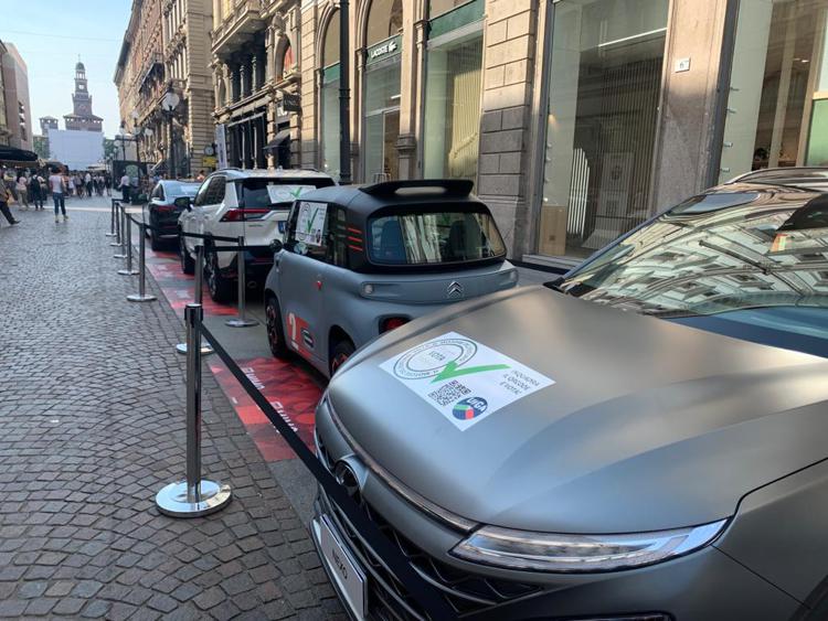 Sondaggio rivela, è l'ibrida l'auto più desiderata dagli italiani