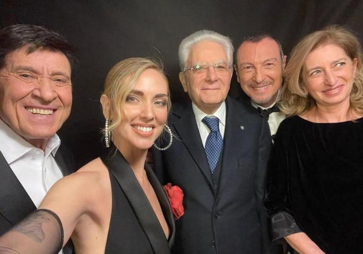 Sanremo 2023, Chiara Ferragni e il selfie con Mattarella