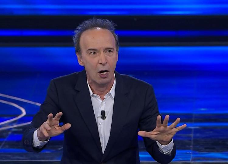 Sanremo 2023, la lezione di Benigni sulla Costituzione