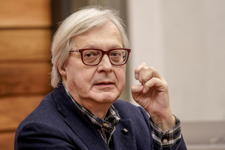 Sanremo 2023, Sgarbi: 