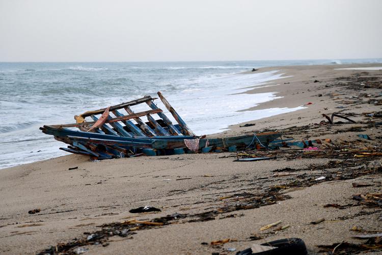 Naufragio migranti, sindaco Cutro: 