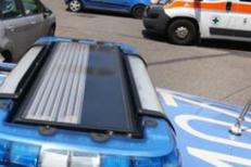 Polizia e ambulanza - Fotogramma