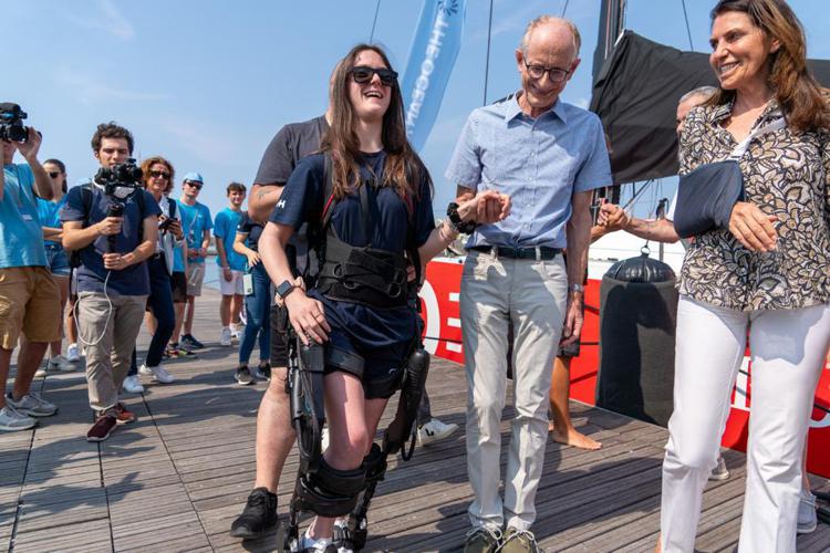 'The Ocean Race' a Genova, Alice con esoscheletro in regata a Genova