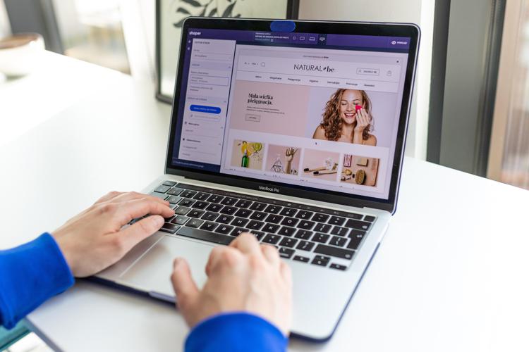 Solana, arriva l'integrazione con Shopify