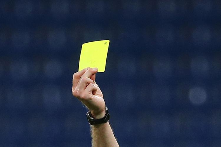 Un cartellino giallo