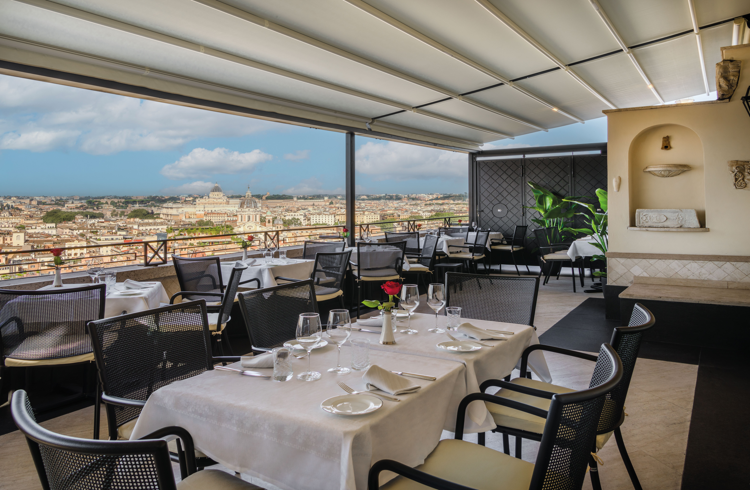 Apre Terrazza Hassler, così si rinnova l'hotel decano del lusso a Roma