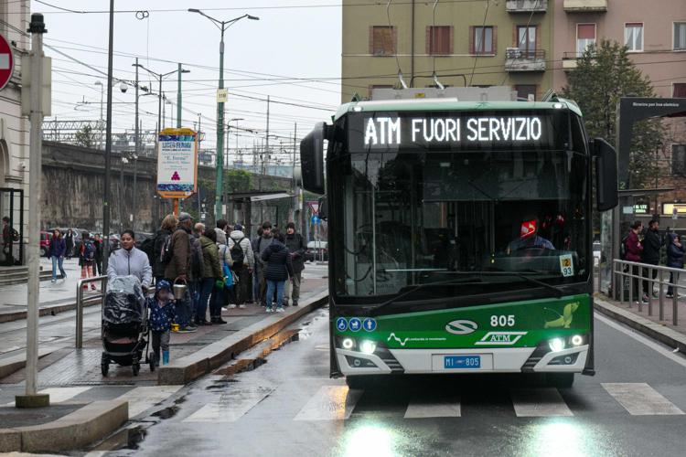 Sciopero 17 novembre, dai treni alla sanità: ecco i settori coinvolti