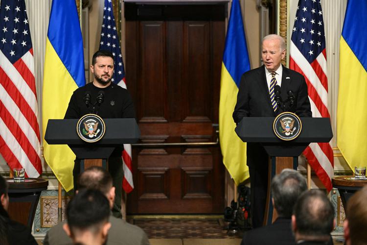 Volodymyr Zelensky e Joe Biden