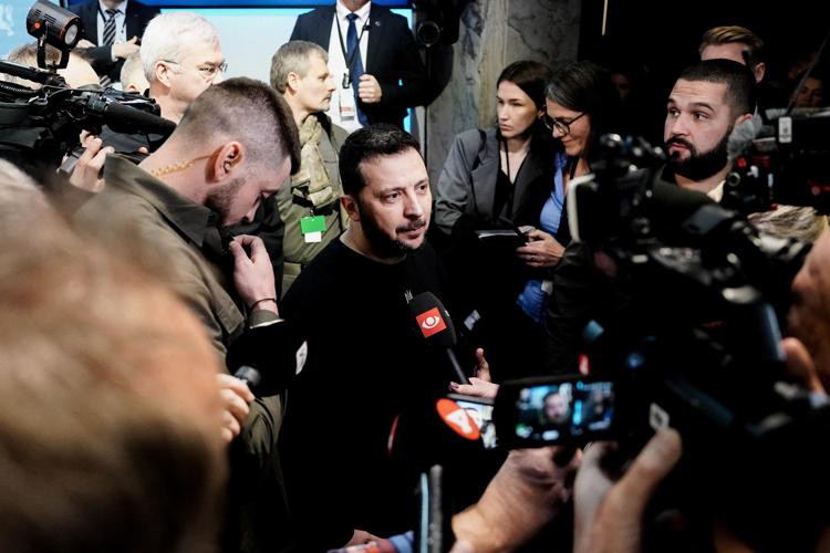 Consiglio Ue, Zelensky ai leader europei: 