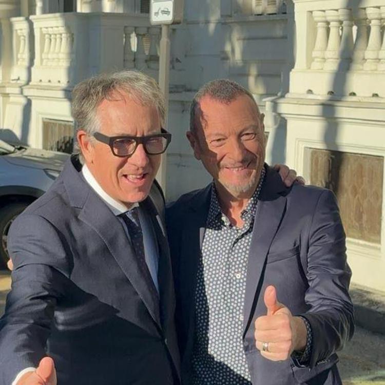 Il sindaco di Sanremo insieme ad Amadeus