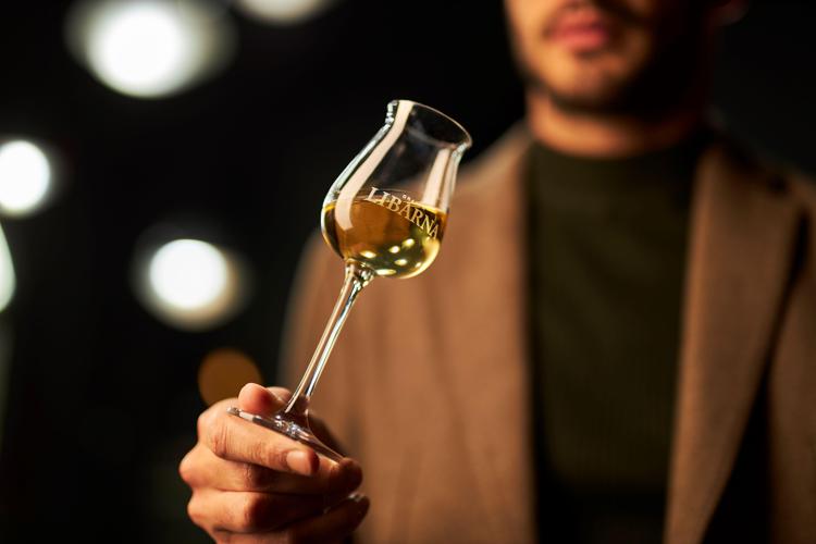 Grappa: aumenta domanda prodotti premium e invecchiati, export +32% tra 2019 e 2022