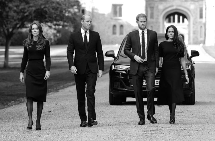 William e Kate con Harry e Meghan Markle<span id=