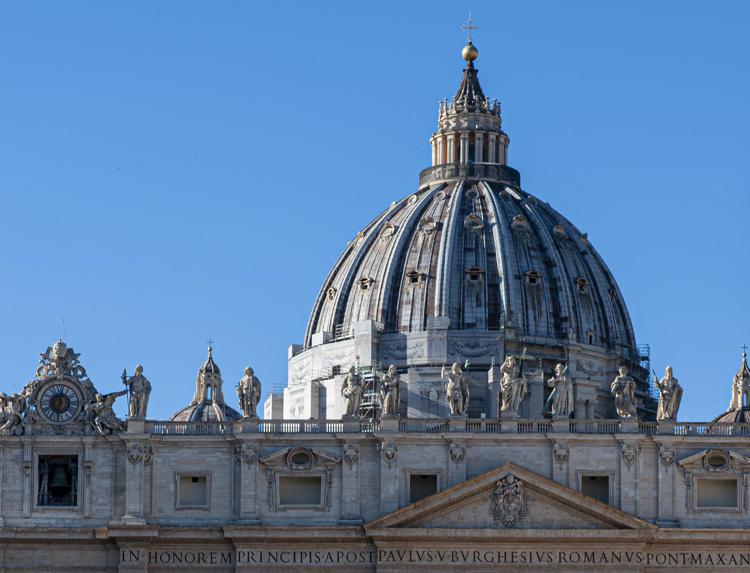 Confguide, 'caldo non ferma stranieri nelle città, overtourism a S.Pietro e Duomo Milano'