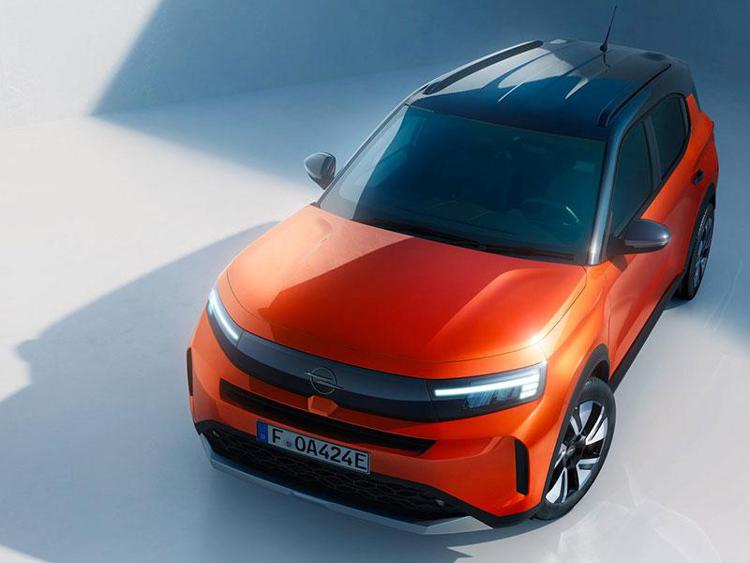 Nuova Opel Frontera: un remake futuristico