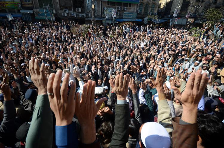 Blasfemia, proteste e folla in piazza in Pakistan - Fotogramma /Ipa