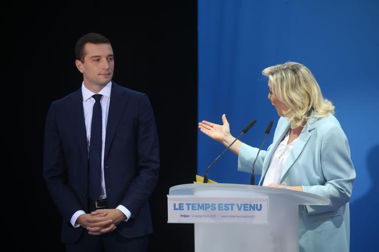 Jordan Bardella , presidente del RN e Marine Le Pen - (Fotogramma)