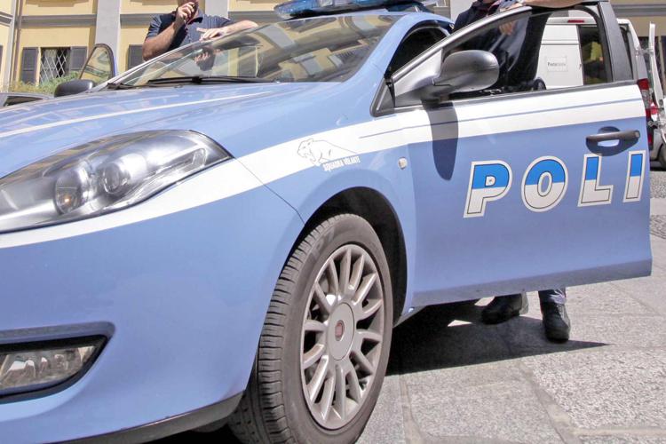 Volante della Polizia - FOTOGRAMMA