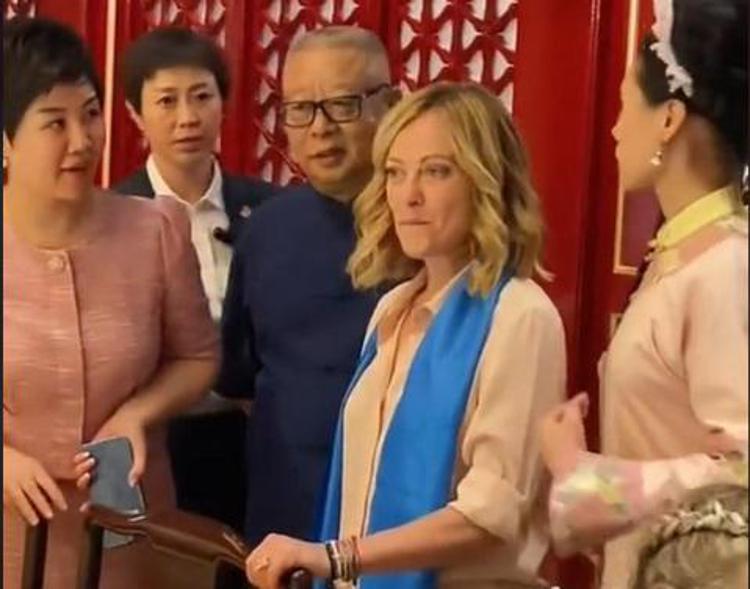 Italia-Cina, festeggiamenti e cena tradizionale per Meloni - Video