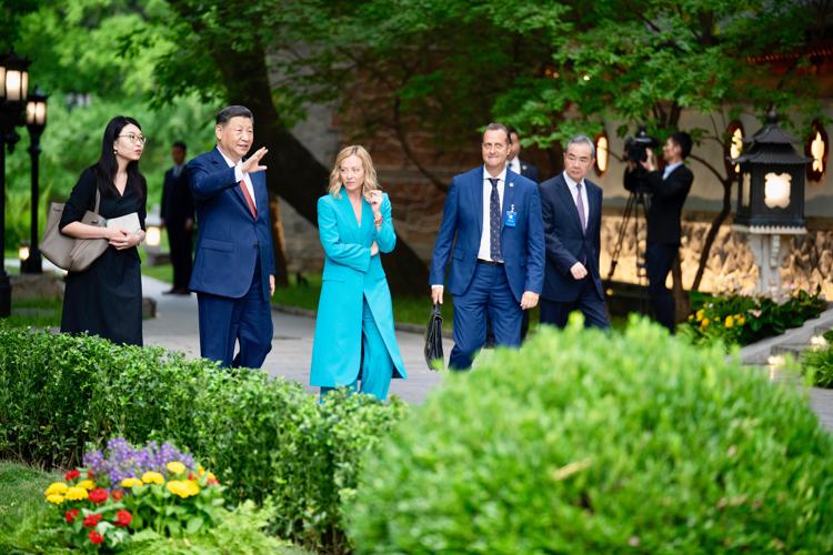 Giorgia Meloni e Xi Jinping