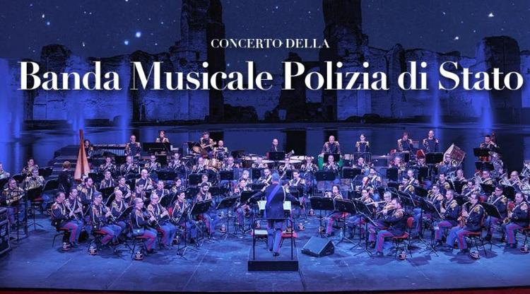 Roma, alle Terme di Caracalla serata di solidarietà con la Banda della Polizia di Stato - Diretta