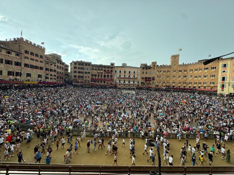 Il Palio di Siena si corre domani alle ore 19