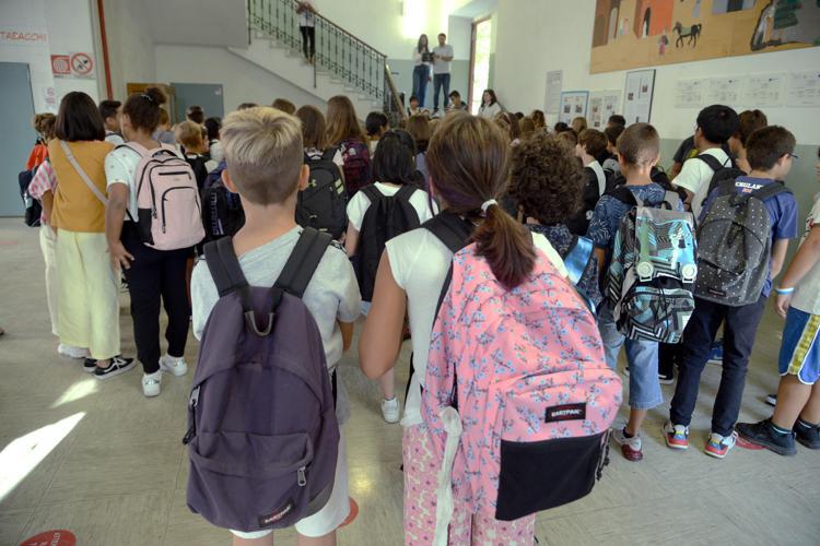 Studenti a scuola  - Fotogramma