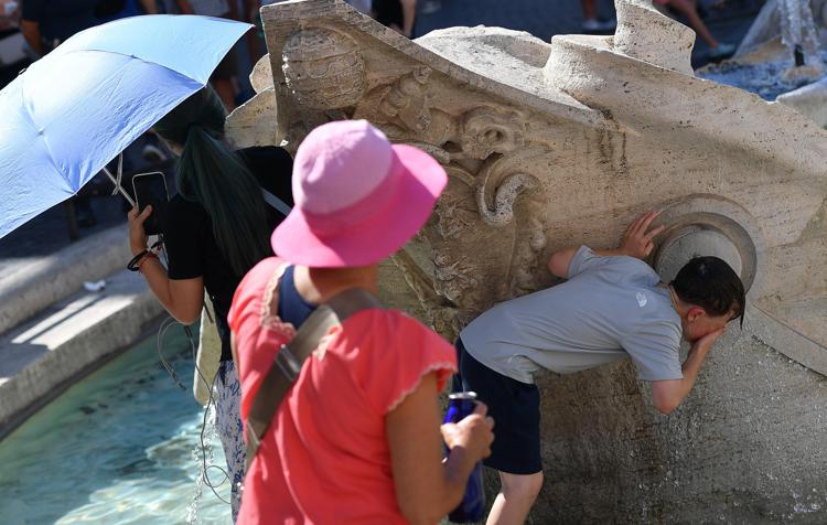 Caldo a Roma (Fotogramma)