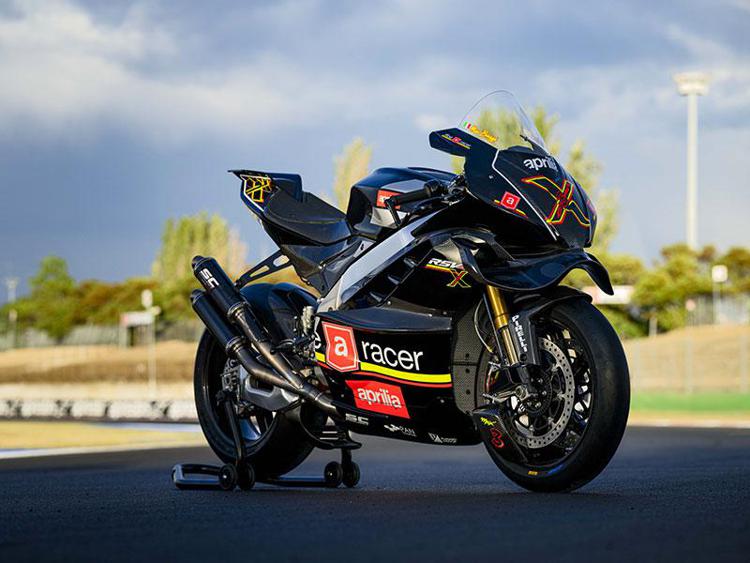 Aprilia RSV4 X ex3ma, aerodinamica effetto suolo