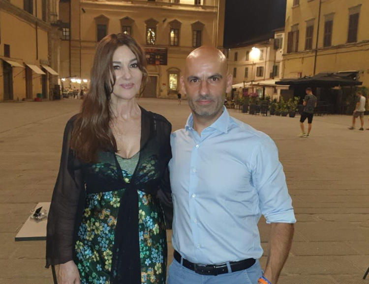 Monica Bellucci insieme al sindaco Luca Secondi - Comune Città di Castello