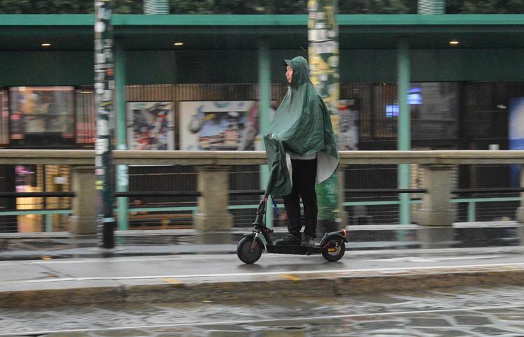 Temporale a Milano - Fotogramma