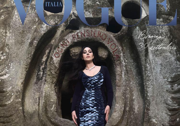 Monica Bellucci fotografata nel Sacro Bosco di Bomarzo da Tim Burton per la cover di Vogue Italia