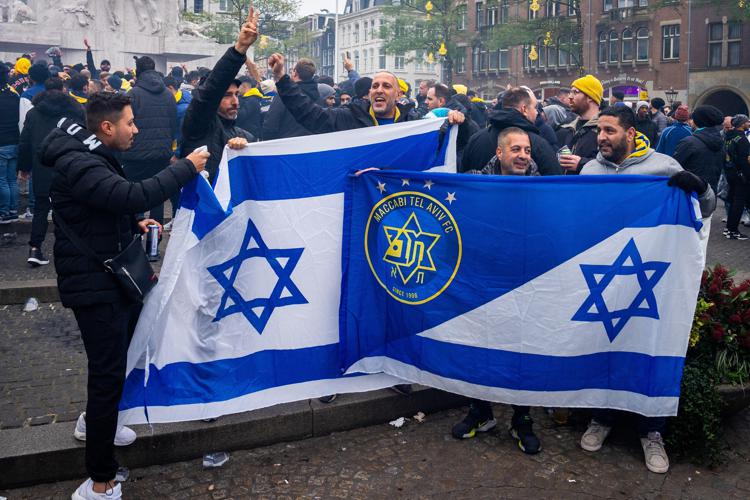 Tifosi del Maccabi  Tel Aviv (Afp)