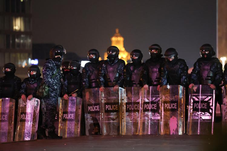 Polizia in piazza a Tbilisi - (Afp)