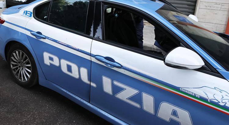 Auto della polizia - Fotogramma