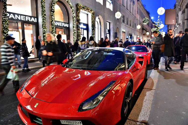 Una Ferrari a Milano