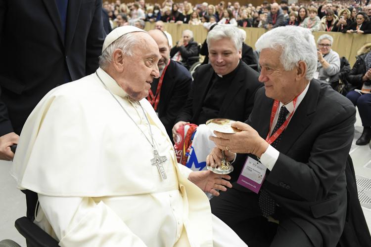 Tumori, Ail e i 55 anni di storia al fianco dei pazienti ematologici, festa e udienza da Papa Francesco