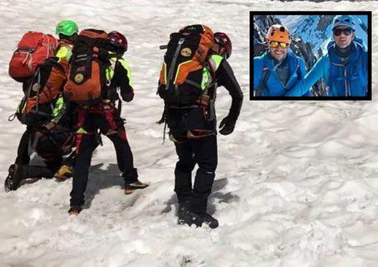 Soccorritori sul Gran Sasso e i due dispersi da Fb