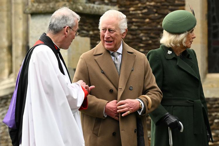 Re Carlo e Camilla a Sandringham - (Afp)