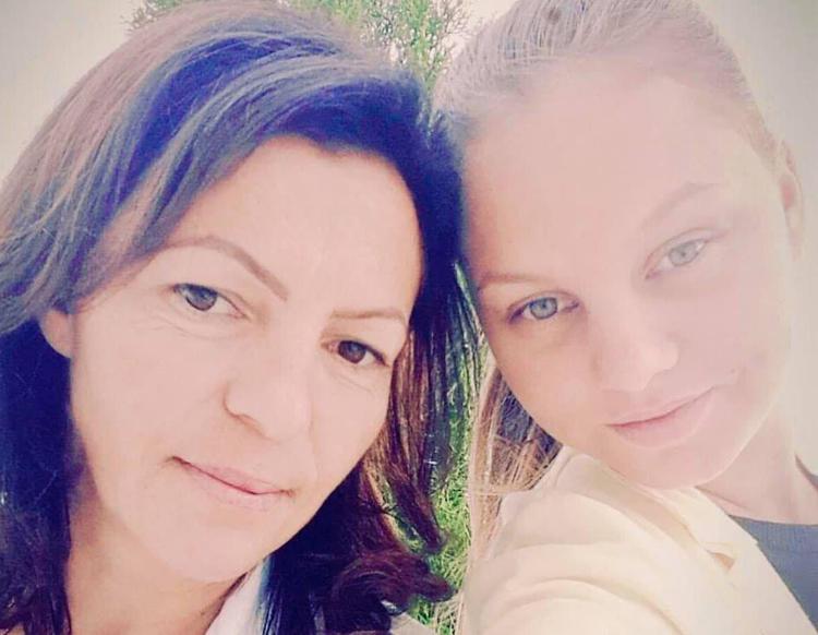 Gabriela Trandafir e sua figlia Renata (Fotogramma/Ipa)