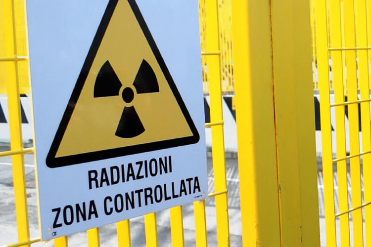 Centrale nucleare - Fotogramma