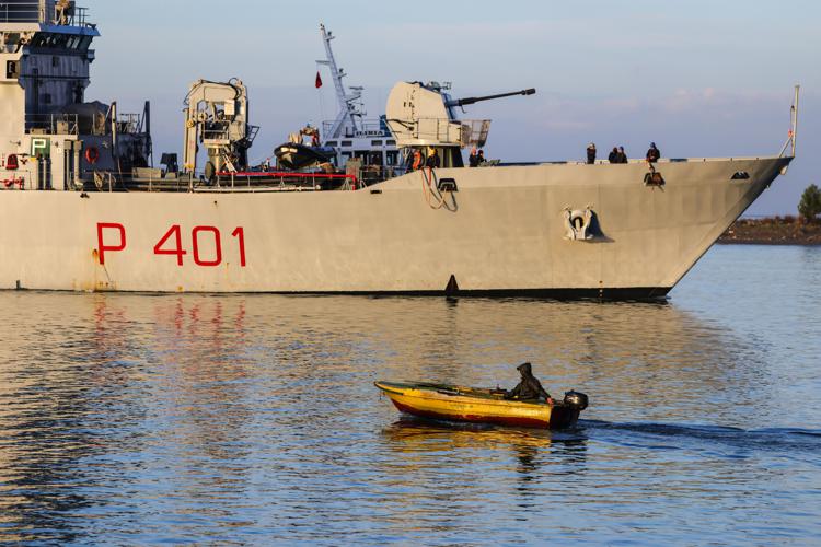 La nave Cassiopea nel porto di Shengjin - Agenzia Fotogramma / Ipa