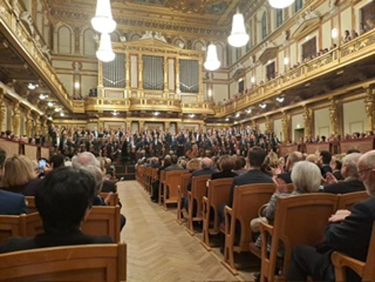 Vienna celebra il bicentenario di Strauss tra concerti, nuovi musei e balli senza tempo