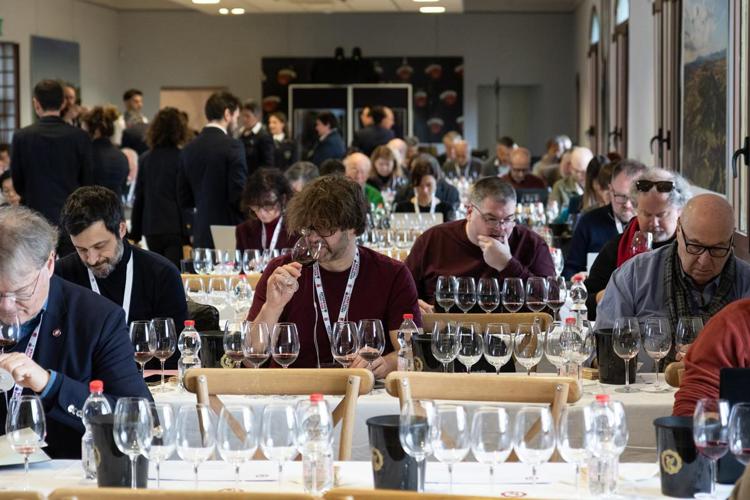 Cinque stelle al Vino Nobile di Montepulciano 2022