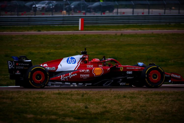 Leclerc sulla Ferrari SF-25 - Fotogramma/IPA