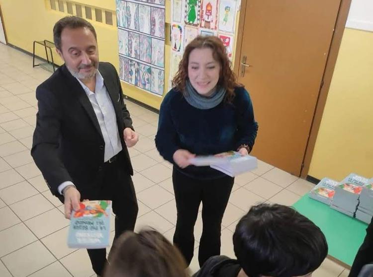 Scuola. Pro Vita Famiglia: Pd trasforma scuole in sezioni di partito. Al via petizione per Legge su Libertà Educativa