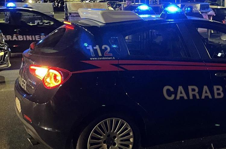 Auto dei carabinieri - (Fotogramma/Ipa)