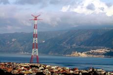 Lo Stretto di Messina - (Fotogramma)