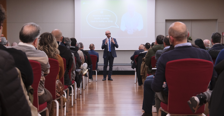 evento-Bari-Finera